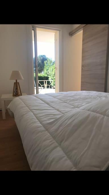 Sanary Charmant Appartement Bord De Mer Екстериор снимка